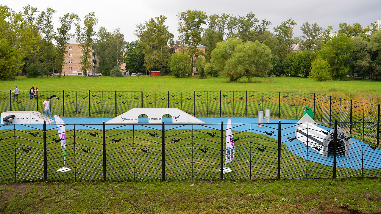 Площадка для выгула собак на улице Западная (ВАО, Восточный)